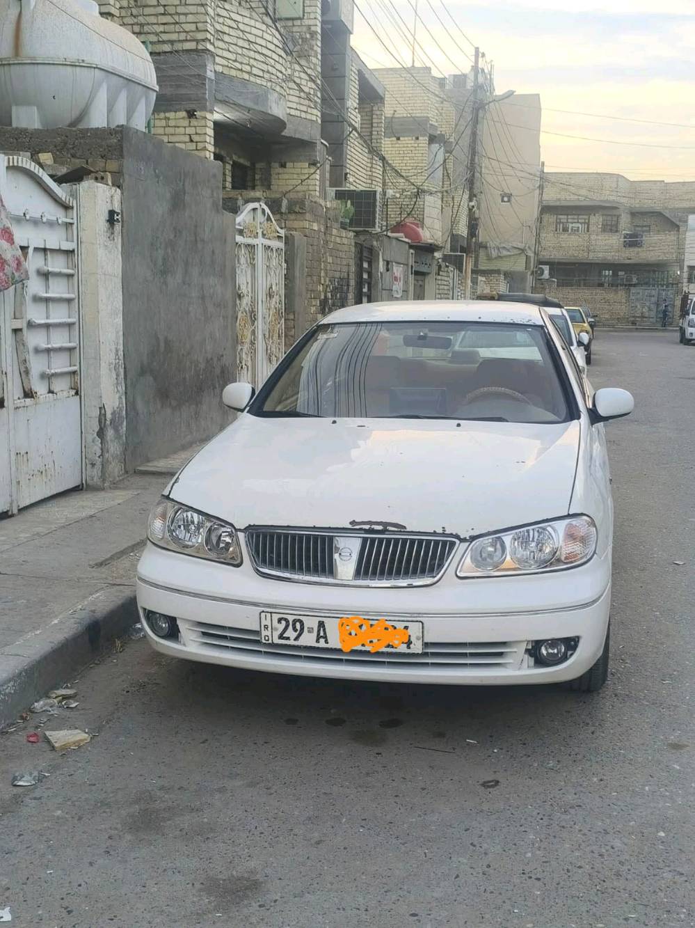 نيسان سني ياباني بس بنيد وجاملغ لايمن بي صبغ والباقي مكفول رقم واسط كير عادي محرك جديد تبريد ثلج للبيع مكاني موديل2009 سعر80وبيه مجال بغداد***********و***********