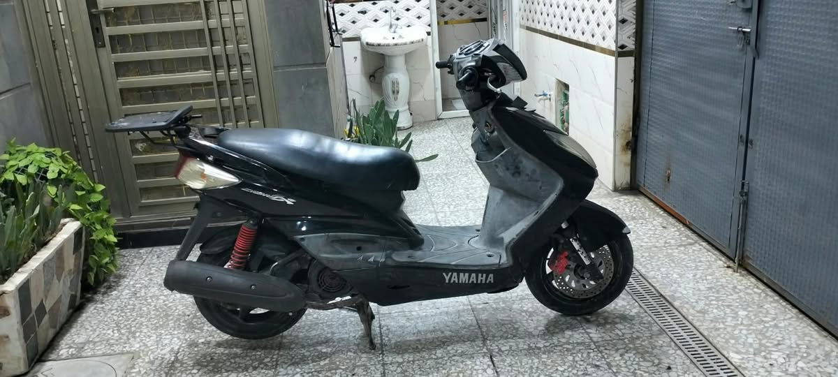 سكنس فحل نوزل خطين ياباني قبق نفخ ستان كهرباء دراجه جديدة كلها شغاله مابيها نواقص بيها مكينه صلاوات ع محمد وال محمد تاكل الشارع سعرها مناسب 700 مكان بغداد العبيدي ***********
