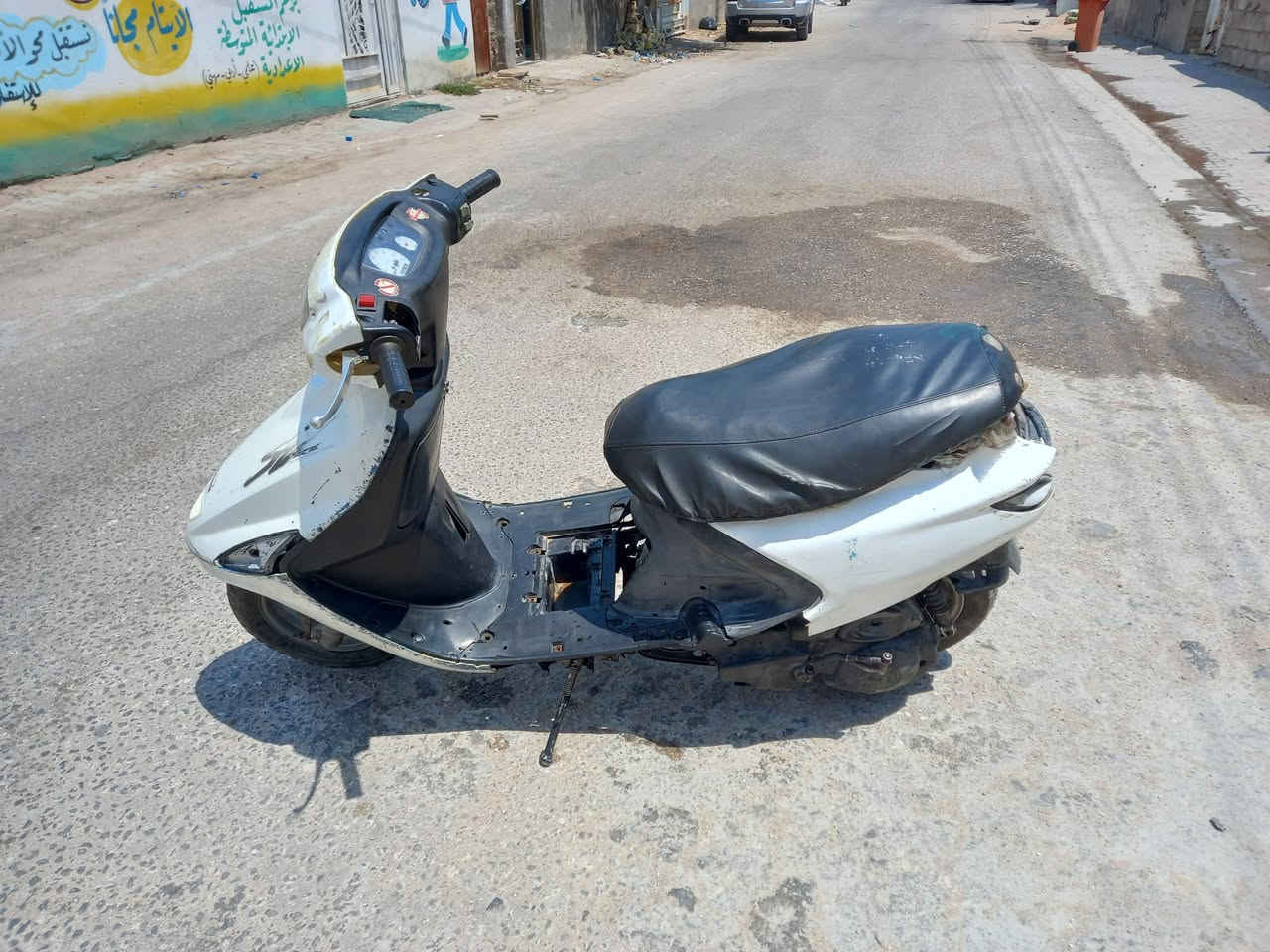 دراجه فراشه سعر 250الف كربلاء حي عامل
***********
