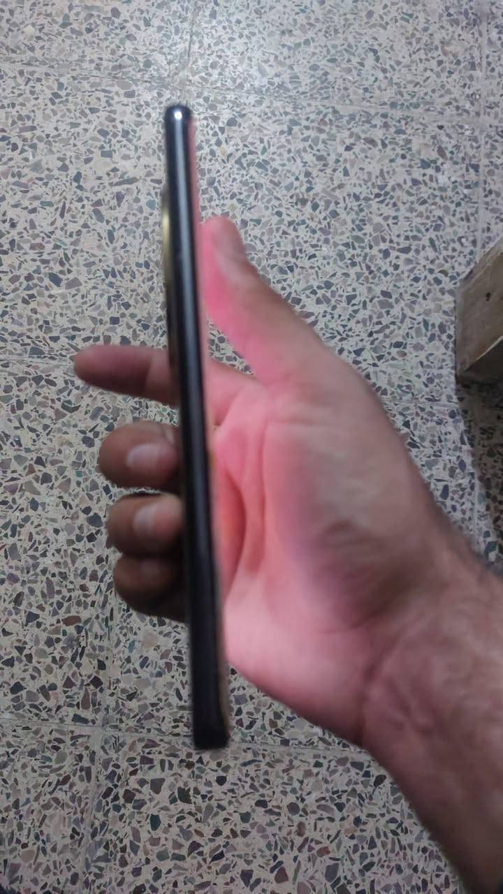 هونر X9 نضيف بي فطر بلشاشه اريد اراوسه ب ايفون او بيع قيم وخذه بليرضه الله بي ***********
