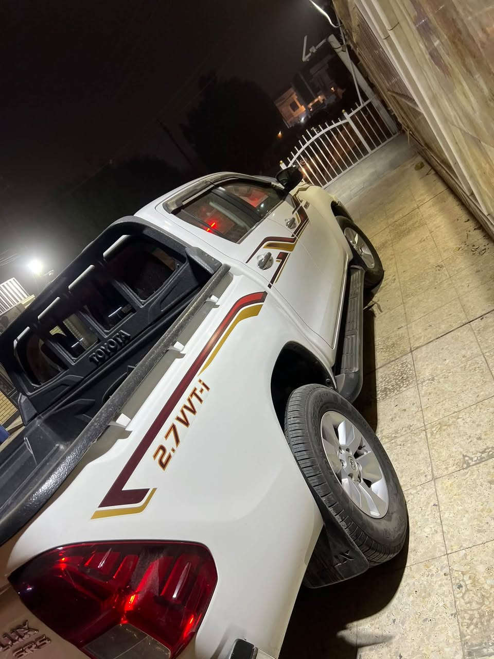 هايلوكس • ٢٠١٦ • للبيع