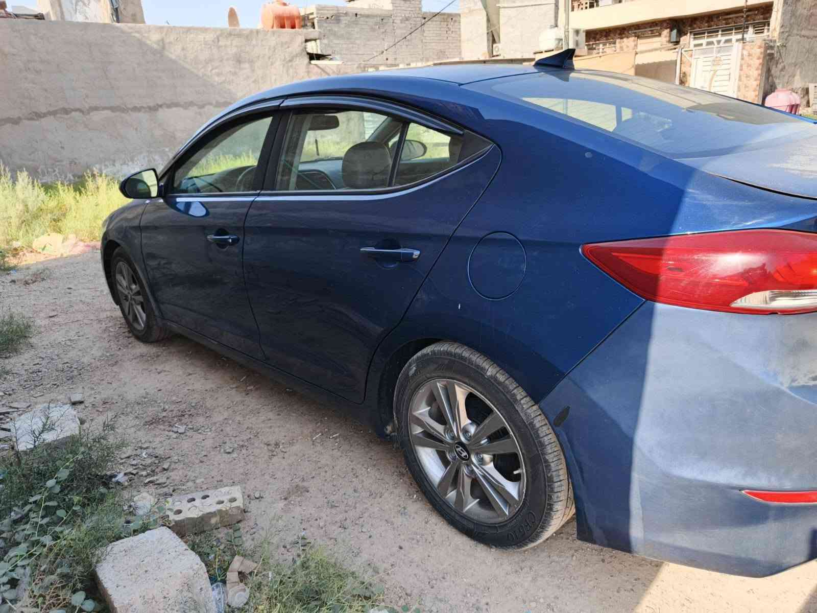 النترا ٢٠١٧ • فول مواصفات • فتحة سقف