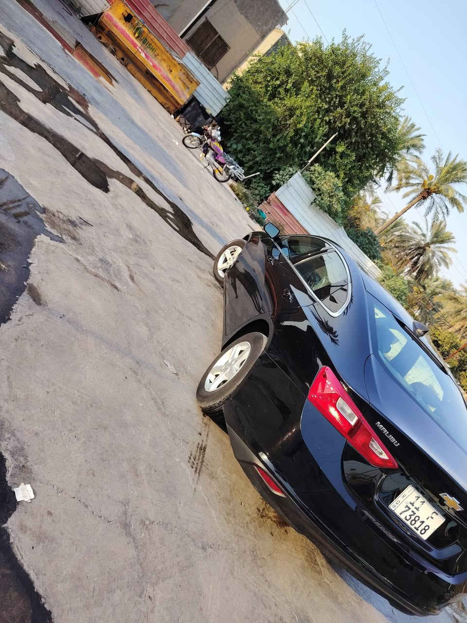 السلا عليكم
للبيع فقط ماليبو 2023 مواصفات LT
بيهه فقط باب خلفي بدون دواخل بدون ايرباك
ماشيه 43 mi سياره مناقصهه اي شي 
رقم بغداد ب اسمي تحويل ثاني يوم
مكاني بغداد الكرخ 
***********
متوفر اتصال واتساب بيع او مراوس
