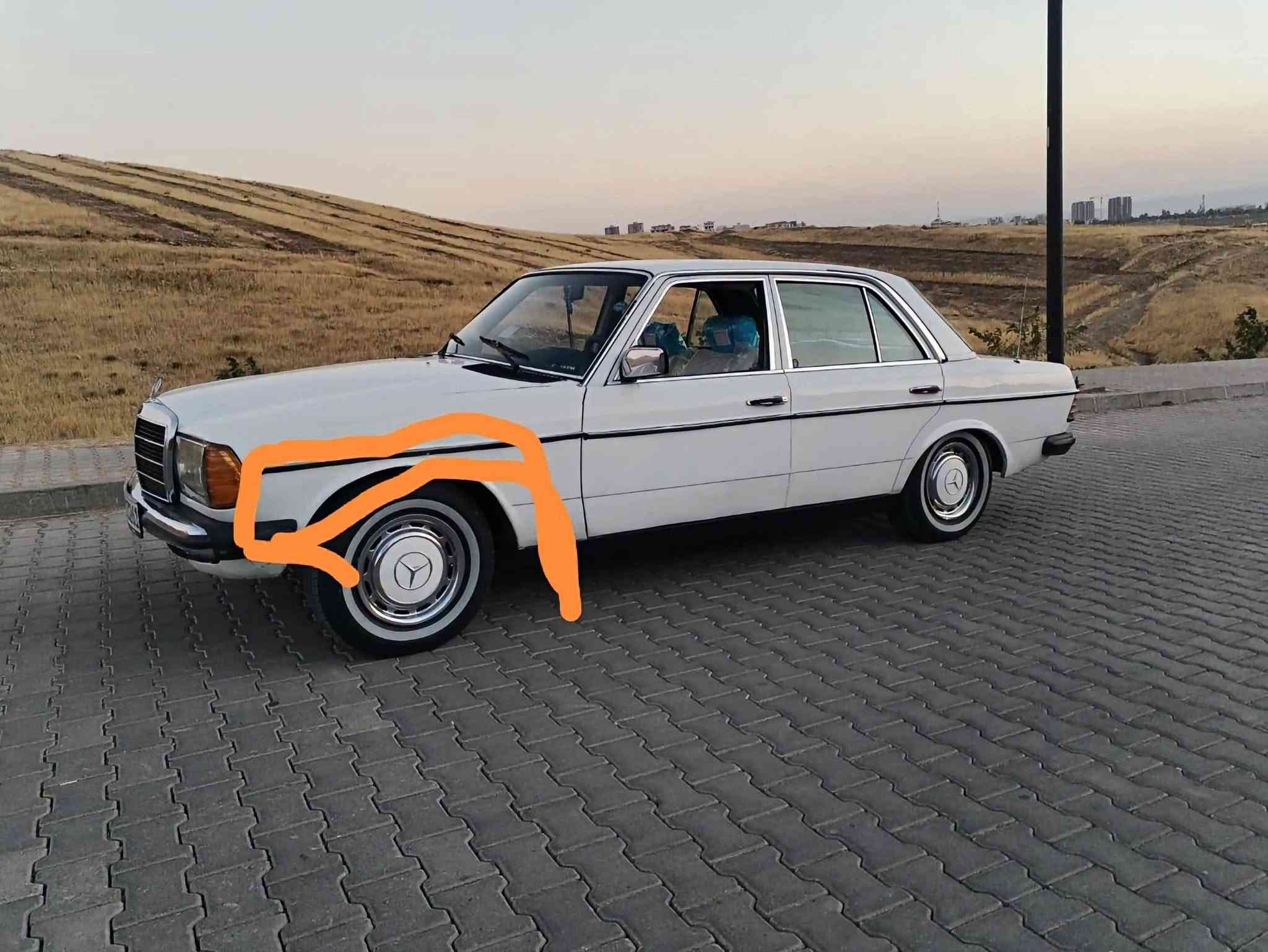 مرسيدس E230 • موديل ١٩٨٤ • كلاسيك