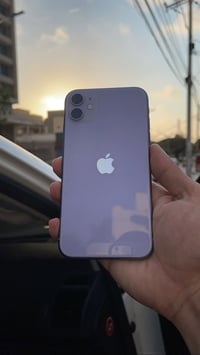 آيفون 11 • نضيف • ديوانية مركز