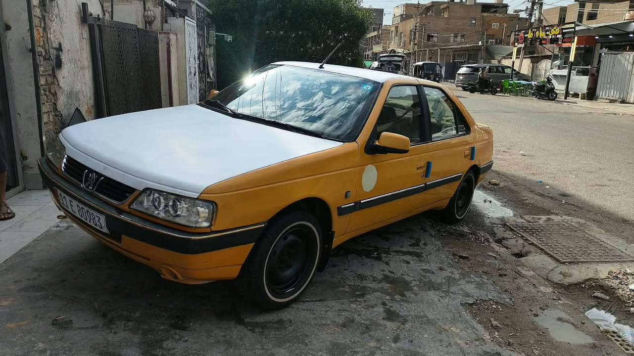 السلام عليكم
بيجو لميس
 موديل 2013 
مكينة جيدة جدا 
كير وكلج وبريك وصدر جيد جدا 
كشر نظيف
حدادية جديدة 
سنوية جديده نهاية 2030 
صفاح موس 
 تبريد شغال ثلج 
دواخلة جديدة 
دوشمة جديدة 
كهربائيات كلة شغالة 
غرامات امصفرة 
هيئة عليها 100 ألف
سعرة 24 $ وبية مجال 
العنوان بغداد
الرقم ***********
