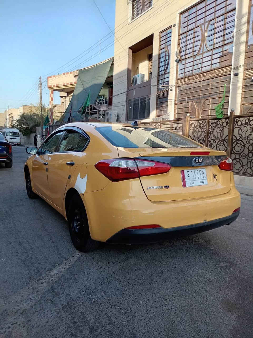 فورتي للبيع موديل 2015 وارد امريكي حادثها جاملغ امامي بدون دواخل محرك 2000 دوش محرك وكير  صدر امامي وخلفي جديد تخم تاير جديد تبريد ثلج رقم بغداد تحويل مباشر  مصفره هيه السعر 84 الاستفسار على *********** عنوان بغداد البلديات
