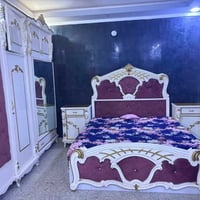 غرفه نوم • نضيفه • للبيع
