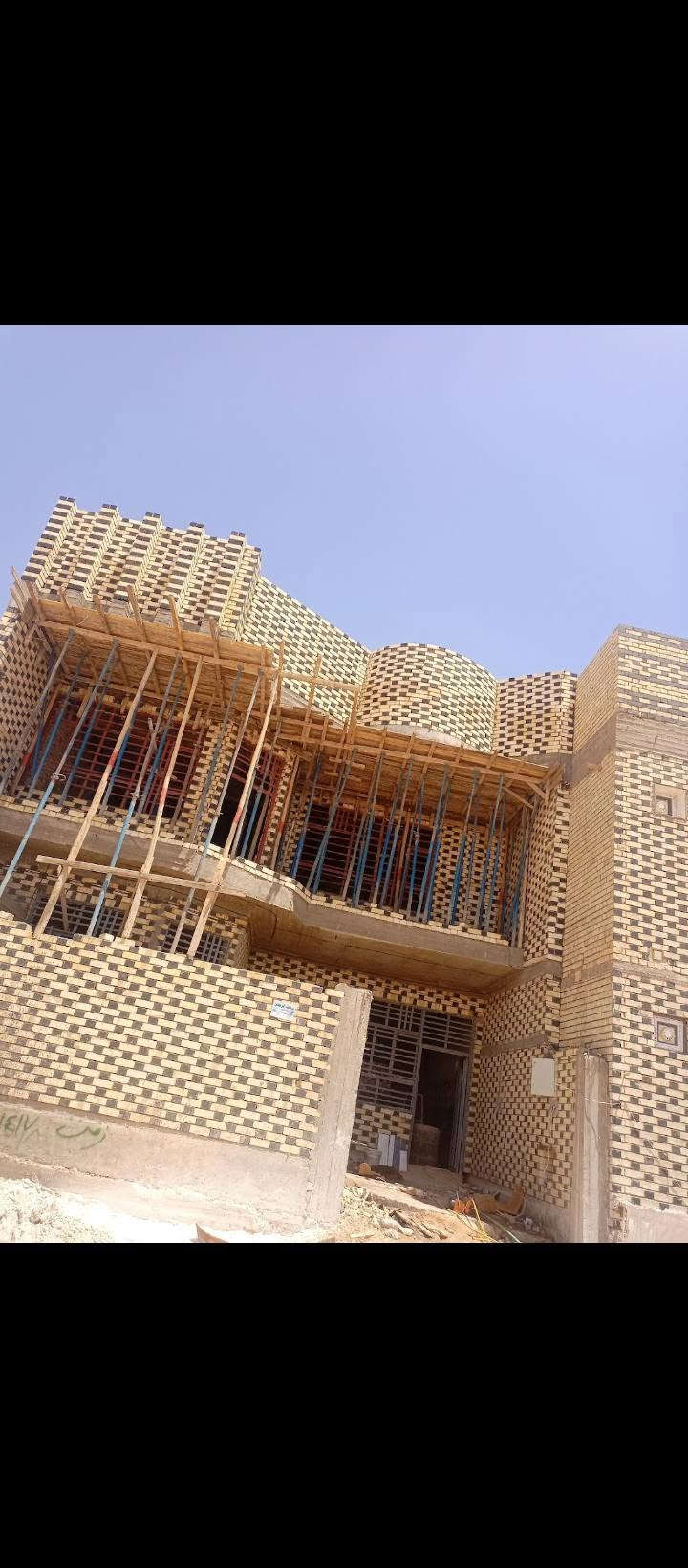 عامل بناء • متفرغ • درجة أولى
