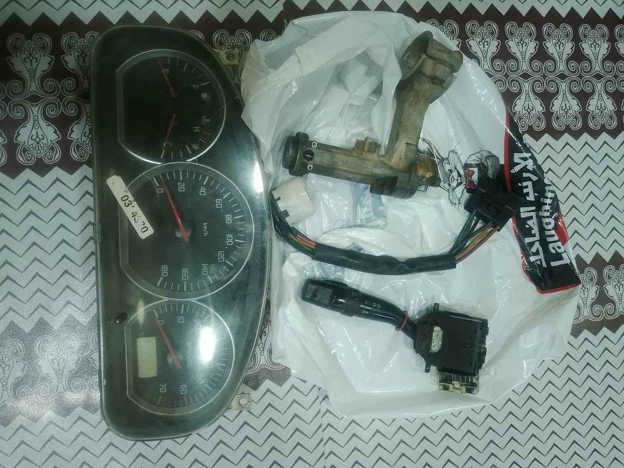 غراض، جنبي شغالات، للبيع كلهن ب50 وبيهن مجال، اتصال فقط مامتواجد ع خاص***********
