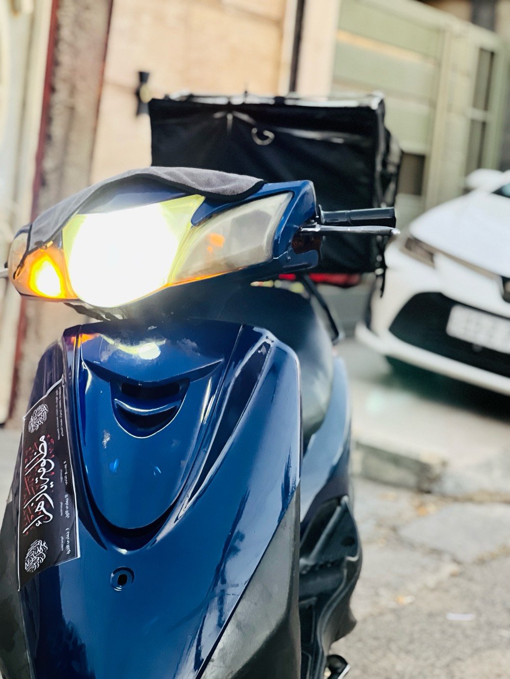 بغبغاء نوزل • المكينة ما مفتوحة • تايرين جديدات