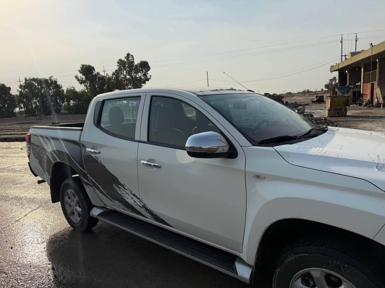 ميتسوبيشي ٢٠٢٢ • دبل اكسل • قير اوتوماتيك