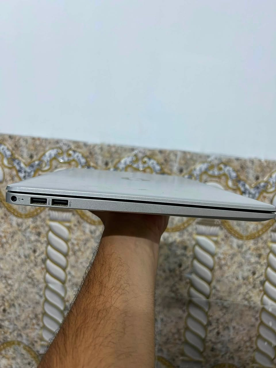 للبيع ***********
