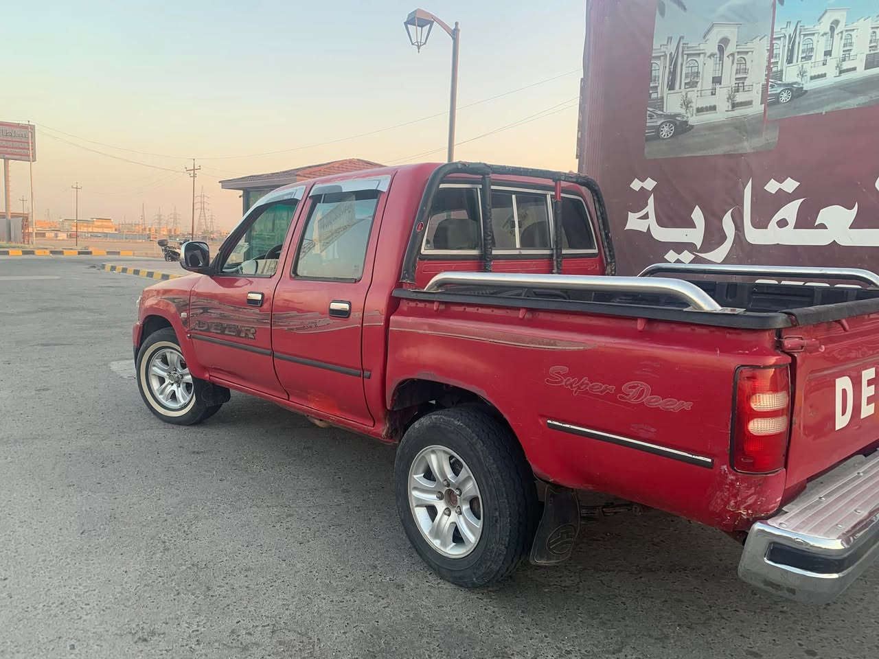 السلام عليكم للبيع بكم سوبر دير ٢٠١١ سيارة جاهزة كير محرك خير من الله صدر تايرات كله جديد رقم صلاح الدين الماني بأسمنا سيارة مكفولة من الصبغ بيها ملاحظات بسيطة 
مكان السيارة تكريت
السعر 75وبيها مجال للشراي
للاستفسار ***********
