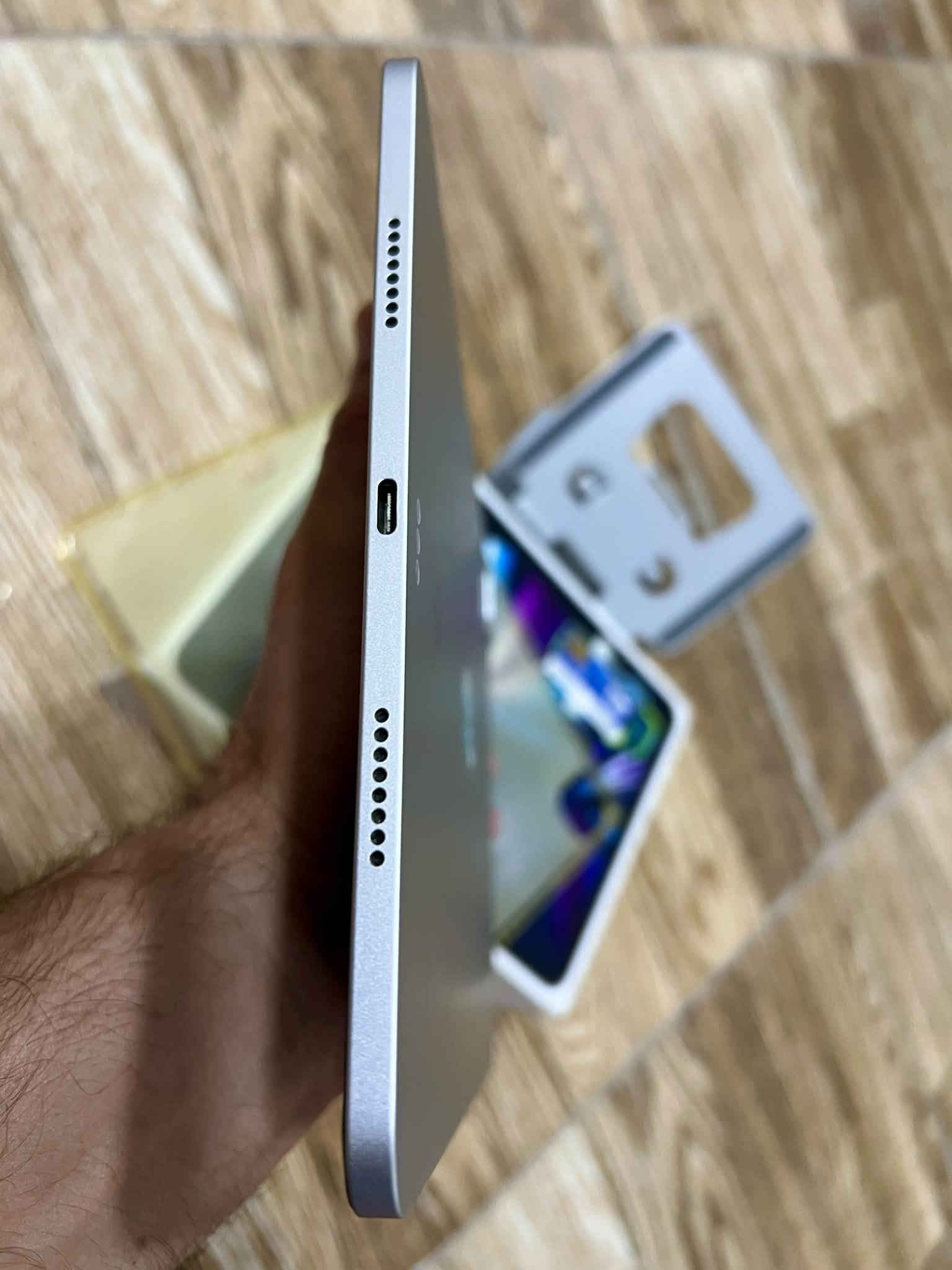 آيباد برو M1 • ٢٥٦ • ناحية كنعان