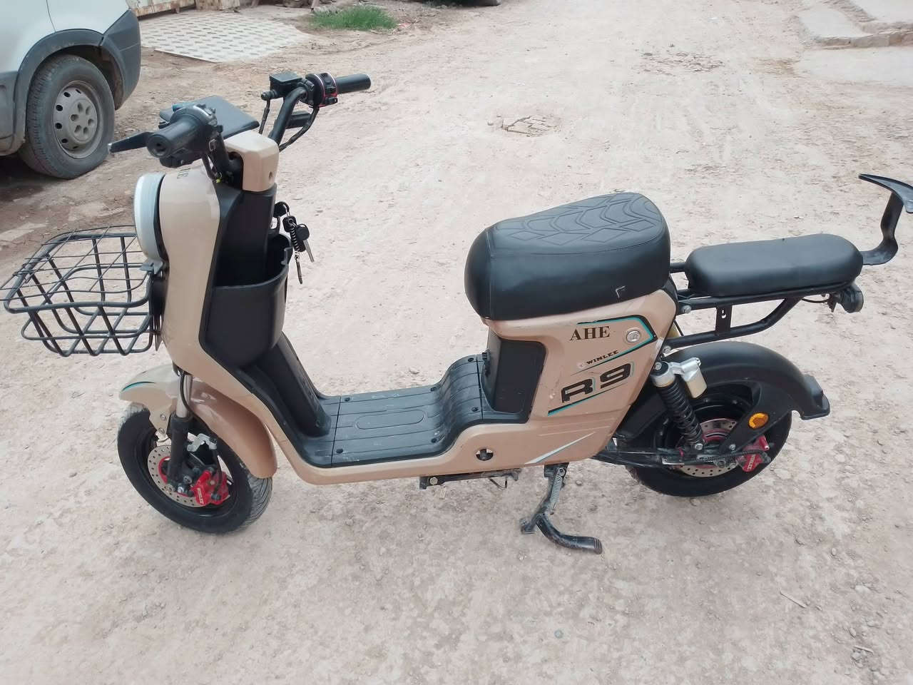 H900 • دراجة شحن • بطاريات جديدة