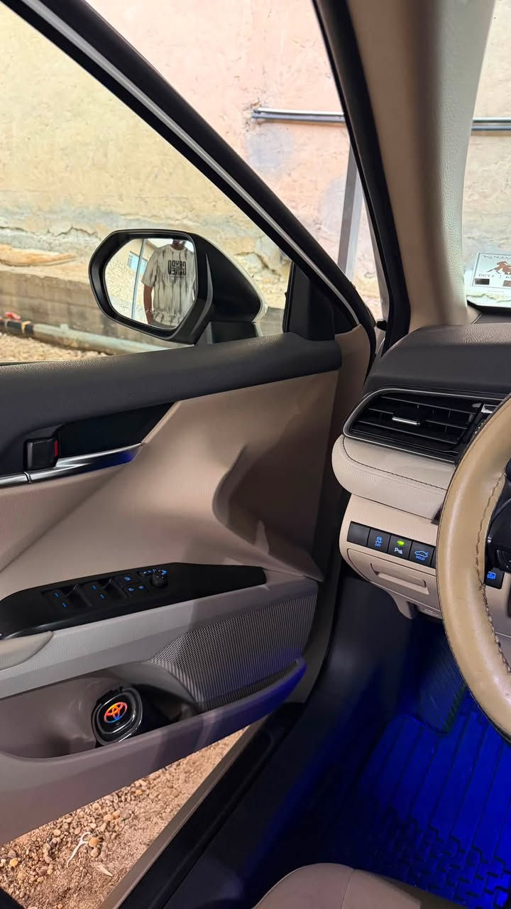 🚘 للبيع كامري 2024 خليجي GLI 🚘

🔹 الموديل: 2024 خليجي
🔹 الفئة: GLI — وكالة عبداللطيف
🔹 الممشى: 80,000 كم حقيقي
🔹 اللون: أبيض 🤍
🔹 الرقم: بغداد
🔹 المواصفات: فول مواصفات
🔹 مكفولة
🔹 بيها شبرين بارد فقط والباقي على حالتها

📍 مكان السيارة: الأنبار — الخالدية

💰 السعر: 24,000$ قابل للتفاوض 

✅ الفحص مفتوح
📞 للاستفسار: ***********
