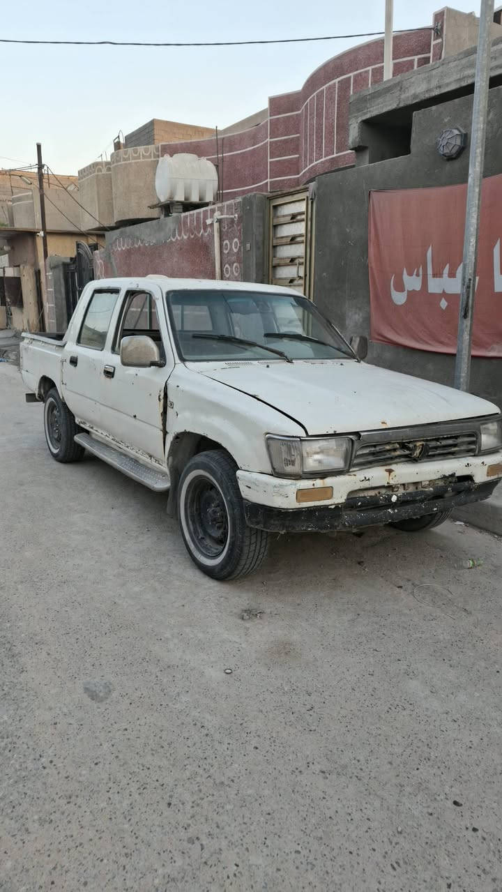 السلام عليكم 
بيكم ادمر موديل 2006 نوزل ادوات ادوات للبيع مكينه وكير واكسل مكفوله مكان بغداد 

***********
