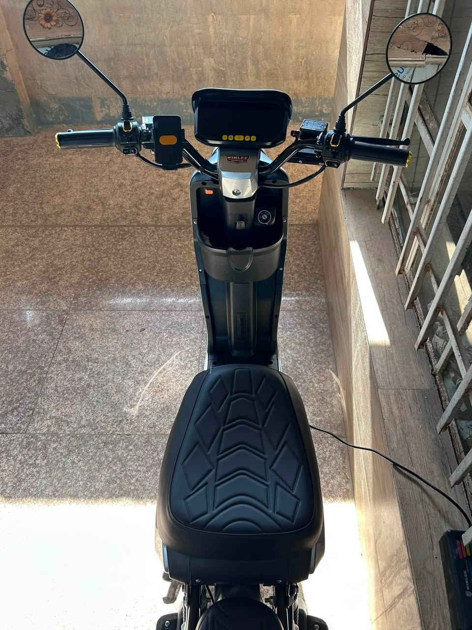 سلام عليكم دراجه شحن جديده لوك R9 موديل 25 شركه ولي بطاريات كبيره حجم 32 
السعر 550
وبيه مجال
***********
