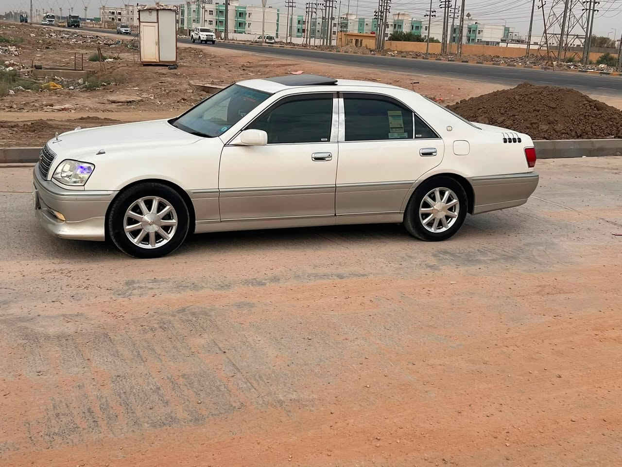 بيع مستعجل ملكه للبيع فتحه سقف برده خلفيه تبريد ثلج تخم تاير باتري جديد ويل نجمه لايت زنون ابو الولد شاصي 175  بسمي مداور رقم نكليزي وين يعجبك اداورلك  سياره مكفوله محرك وكير مكفولات مكاني ديوانيه الحمزه الشرقي ***********سعر مناسب 138
