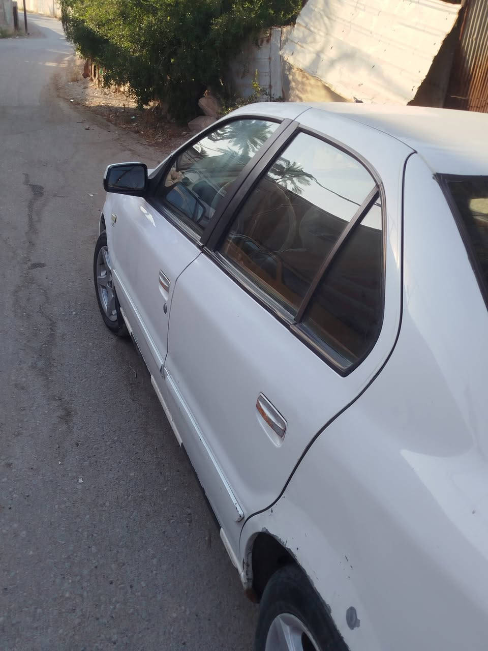 السلام عليكم سمند سورن للبيع جاهزة من كلشي التبريد شغال كهربائيات محرك لا صرف ولا تبخير تدفئة شغالة السيارة حلوة كشرهة معمر الخياسات كلهة بيهة تلحيضات سعر (32) وبيهة مجال رقم الهاتف ‏‪***********‬‏ مكانهة ديالى جديدة الشط قرب مطعم سامان
