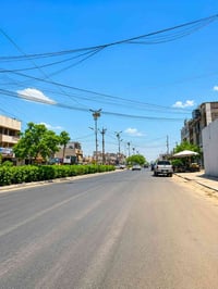 للبيع قطعة ارض تجارية مساحة 463م الواجهة 15،40م                 النزال...