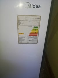 مجمدة ميديا حجم كبير نضيفة جدا الرقم 07722680737