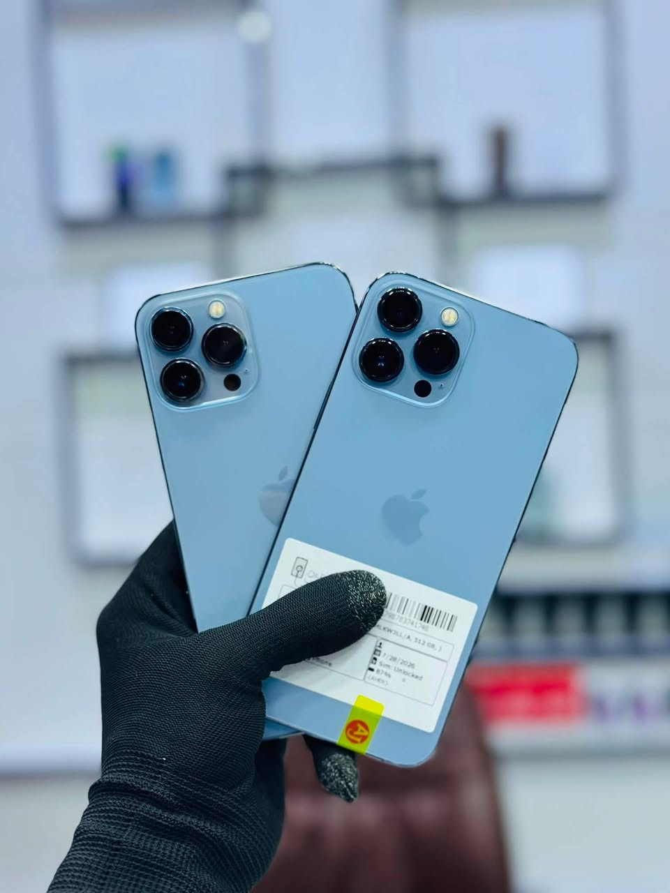 السلام عليكم متوفر قطعتين:
♠️آيفون 13 Pro Max ذاكرة 512 بطارية 87 الجهاز مكفول وضمان✔️.
♠️آيفون 13 Pro Max ذاكرة 256 بطارية 88 الجهاز مكفول وضمان✔️.

☑️***********☑️

☑️مركز سفن فون للهواتف النقالة☑️
