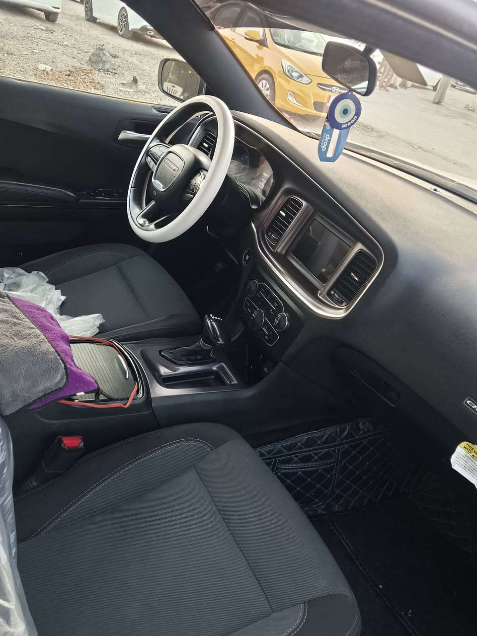 جارجر 2018  مكينه 3600مامفتوحه على وضع الشركه
وارد امريكي السياره فقط بارد بطرف البنيد والجاملغ الايسر بدون دواخل ماشيه 160 العنوان الديوانيه
 للاستفسار عن السعر عالرقم ***********
