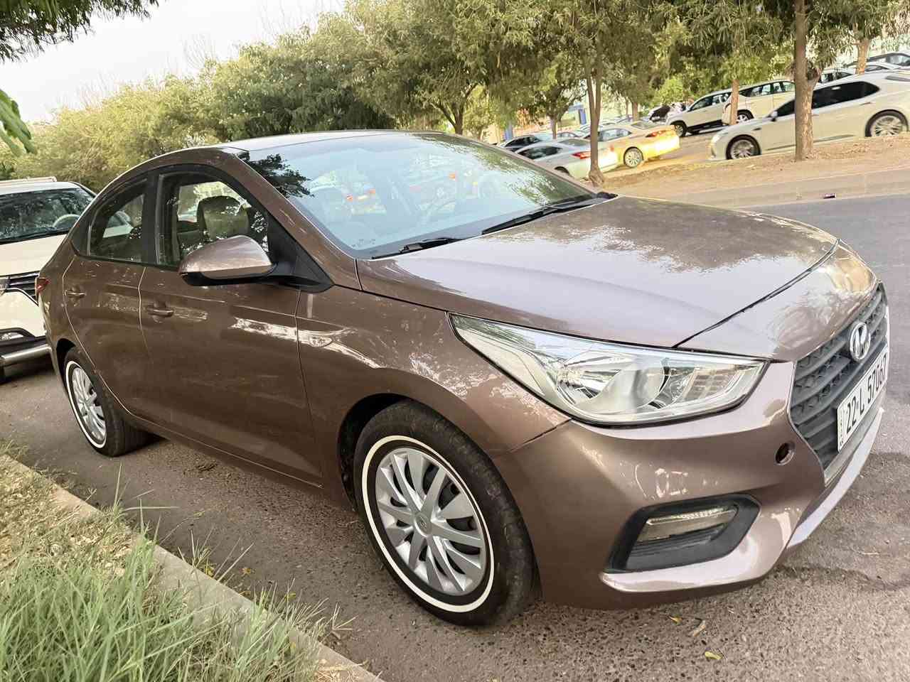 للبيع هونداي اكسنت بسعر مناسب موديل 2019 خليجية السيارة مكفولة من الضرر بيها فقط مكانات صغيرة بارد صور السونار بالمنشور السنوية والرقم جديد بأسمي تريد تحويل او وكالة حاضر 
تخم تايرات جديد محرك ممفتوح 1600 دوش ABS گير AT اوتماتيك وعادي كهربائي المرغوب شاشة وكامرة
 تحكمات بالستيرن جهتين السيارة بدون نقص السعر 108 وبيها مجال بسيط
العنوان قضاء كلار تابع لسليمانية للاستفسار والتواصل الاتصال عالرقم *********** كالار, السليمانية
