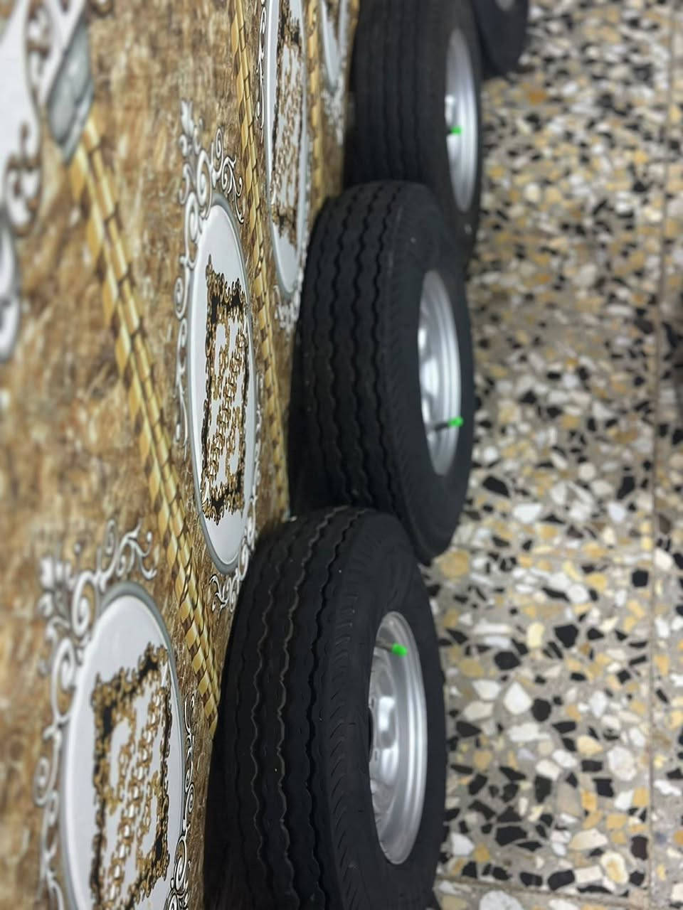 سلام عليكم تخم تاير ابوالحيه ا🪱العدد4 أصلي ستخدام سبوع سعر 100🔐هورنات بوش عادي يعني صيني 25الف
دمام سعر 15مدينه الصدر الحميديه ***********

