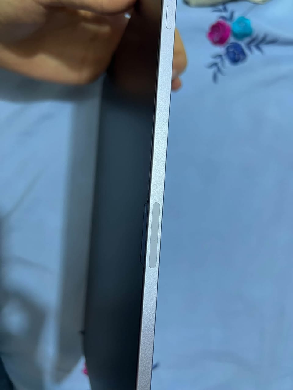 آيباد اير 11 • ١٢٨ جيجا • بطارية ١٠٠٪