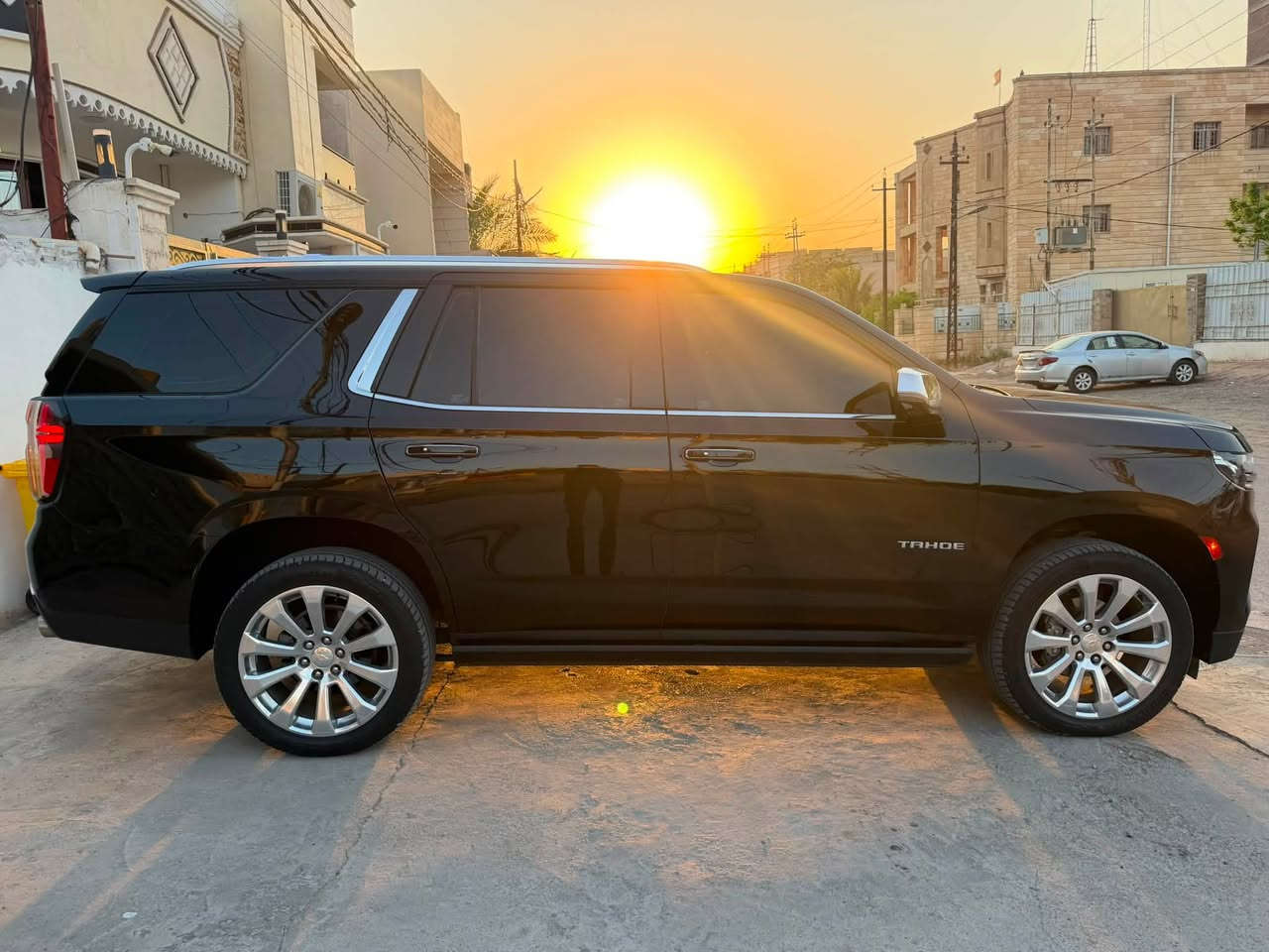 تاهو موديل 22بريمير رقم بغداد بسمي
سياره ماشيه ١٠٠ سياره. مكفواله من ضربه وصبغ فقط رصعات بيها بكانات كلش قليله بمكانين فقط سياره مراوس او بيع بكامري مومشكله مكان سياره ديالى بعقوبه رقم الهاتف ***********
