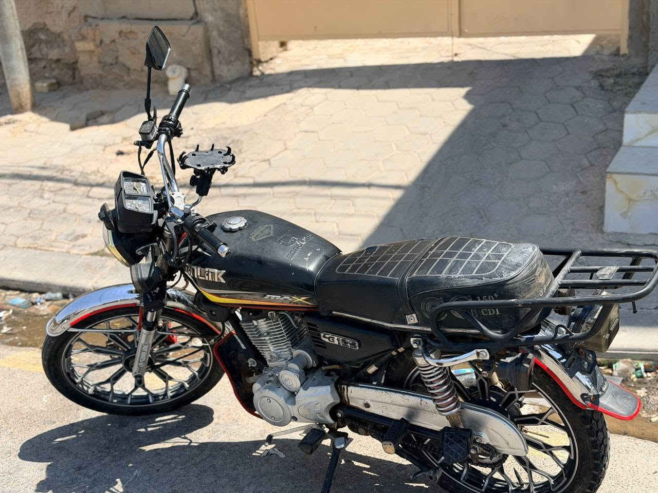 يالله دراجه سيفان5كير موديل 24 مكينه200 ويل عنكبوت زنون عالي ناصي دراجه معايزه برغي دبلات جدد  أوراق سكنر***********مكاني نجف 650وبيه مجال
