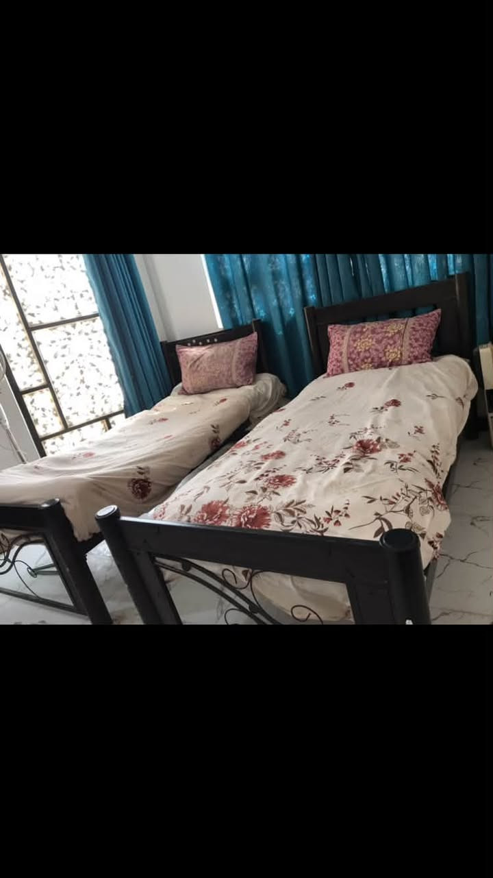 للبيع الجرابي عددهم 3 بعد اكو وحدة 
***********
