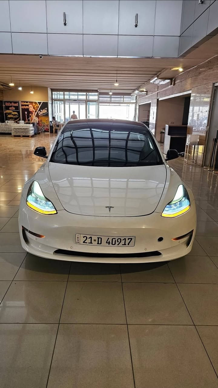 الموديل: تسلا موديل 3 (Tesla Model 3 - 2022)
المسافة المقطوعة: 100,000 كم
النظام: أونلاين بالكامل (التطبيق وجميع الخدمات الذكية تعمل بكفاءة)
الصبغ: 6 قطع صبغ على النظافة (بدون حوادث قوية والشاصي سليم 100%)
الحالة الفنية والميكانيكية: بشرط الفحص والضمان من كل النواحي (البطارية، المحرك، السوفتوير، والمنظومة الكهربائية)، بشرط فحص الكمبيوتر وفحص المشتري.
​أبرز المواصفات والمميزات:
​نظام القيادة الذاتية وكاميرات محيطية 360 درجة (Autopilot & 360 Cameras)
​شاشة تحكم لمسية كبيرة مع تحديثات النظام المستمرة
​داخلية نظيفة جداً وبحالة ممتازة دون أي مصاريف
​قيادة ناعمة جداً واقتصادية للغاية
​📍 للسعر ولمزيد من المعلومات يُرجى الاتصال على:
📞 ***********
📞 ***********

مۆدێل: Tesla Model 3 (2022)
​ڕۆیشتوو: ١٠٠,٠٠٠ کیلۆمەتر
​سیستەم: ئۆنلاین بەردەستە (ئەپڵیکەیشن و هەموو خزمەتگوزارییە زیرەکەکانی کاردەکات)
​بۆیاخ: ٦ پارچە بۆیاخ لەسەر ساخی (بێ لێدرانی قورس و بەبێ هیچ خەلەلێک لە شانسی )
​تەکنیک و ماتۆڕ: بە شەرت و بە گرەنتی، لە هەموو روویەکەوە (پاتری، بزوێنەر، سۆفتوێر و کارەبایی) بەشەرتی فەحسی کۆمپیوتەر و فەحسی تۆ.

​تایبەتمەندییە سەرەکییەکان:
​تەکنەلۆژیای زیرەکی خۆلێخوڕین و کامێرای دەوروبەر (Autopilot & 360 Cameras)
​شاشەی گەورەی دەستلێدان و نوێبوونەوەی بەردەوامی سۆفتوێر
​ناوپۆشی زۆر خاوێن و بێ مەسروف
​لێخوڕینێکی زۆر نەرم و کەممەسروف

​📍 بۆ نرخ و زانیاری زیاتر پەیوەندی بکەن بە:
📞 ***********
📞 ***********

