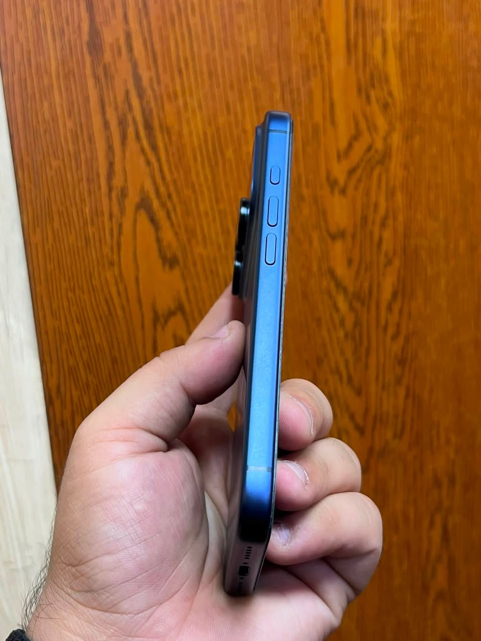 📱iPhone 17 Pro  blue
ايفون 17 ( برو فقط )نيلي

ذاكره 1TB  تيرا🥇✔️

بطاريه 100‎%‎

نضافته 100/100 بوضع الوكاله كامل ملحقات الاصليه

جهاز esim

السعر خاص ما اذكره ب تعليق اتصل وبيك خير وتدلل

يرهم مراوس ويا 16 برو ماكس -15 برو ماكس فقط

موصل / حي السكر 

توصيل ماعندي

***********
