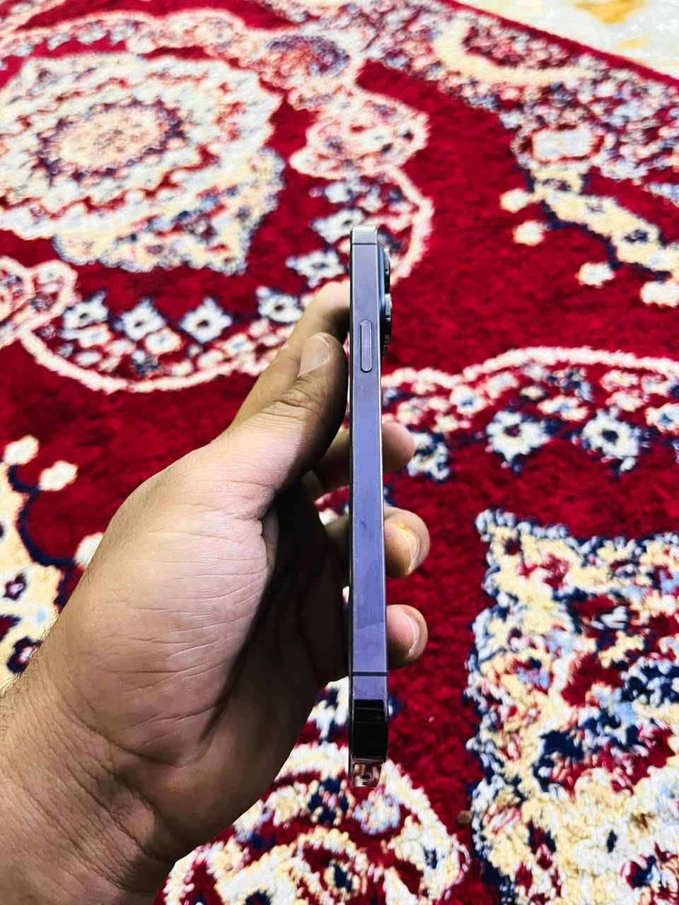 سلام عليكم شباب
جهاز 14 بروماكس كلش نضيف

بطاريه 84

ذاكره 128

الجهاز كلش نضيف شخط مابي

سعره 775 وبي مجال 
تواصل واتساب ***********

نص مكتوب في الصور:
- LTE 6:36
- حول
- < iPhone الاسم
- < 27.0.1 إصدار iOS
- iPhone 14 Pro Max اسم الطراز
- MQ993J/A رقم الطراز
- CWWWKY7D9W الرقم التسلسلي
- 0 الأغاني
- 8 الفيديوهات
- 16 الصور
- 20 التطبيقات
- 128 غ.ب. السعة
- 81.42 غ.ب. متوفرة
- 5C:3E:1B:6B:99:81 عنوان Wi-Fi
- 5C:3E:1B:71:DE:49 Bluetooth