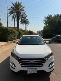 توسان ٢٠٢٠ • ماشيه ٢٦٠٠٠ • مكينة ٢٠٠٠