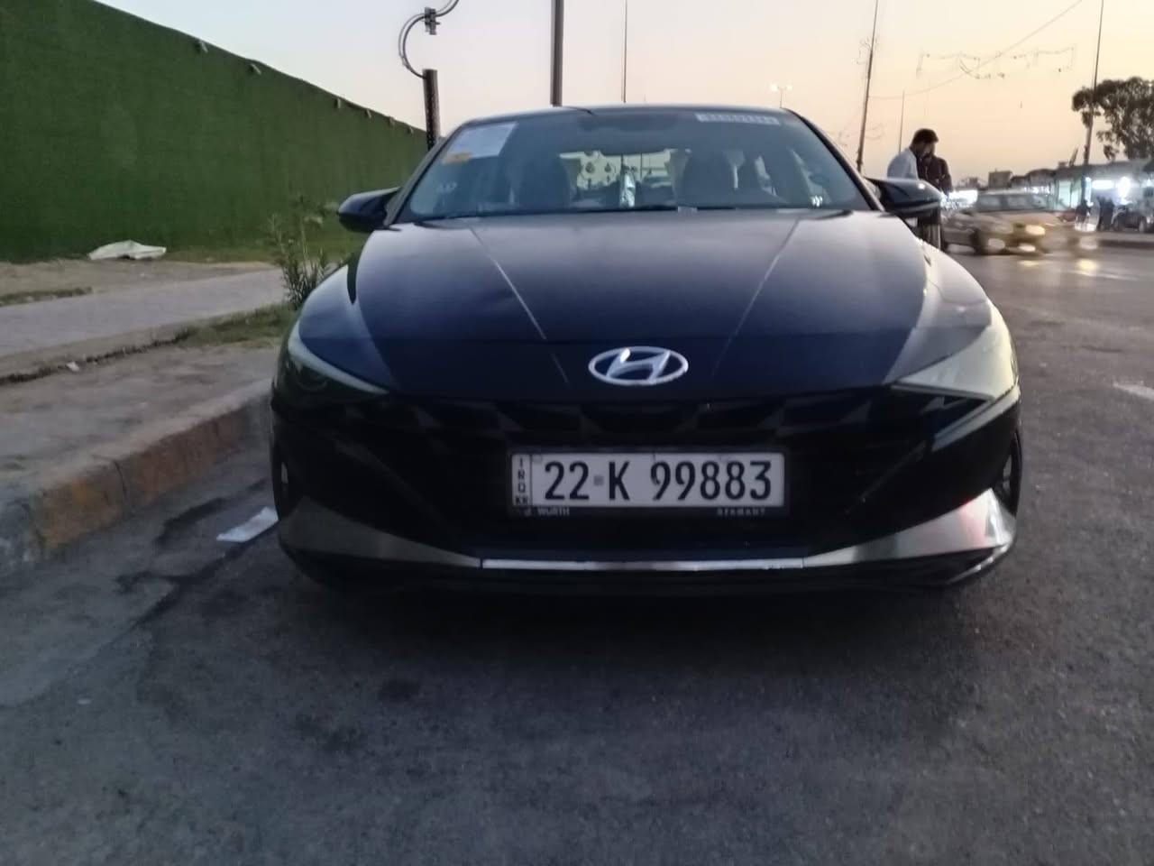 ‏السياره بأسمي هزه جديده سنويه جديده ثاني يوم تحويل
‏كير مكينه ما مفتوحات كفاله والمحرك دوش 2000 
‏السياره ماشيه 60 mi 
‏ما بيها حادث جاملغ وبنيد سرقه بدون لغد بدون ايرباك بدون شاصي تشغيل عن بعد فول ما عده الفتحه 
‏تبريد ثلج ❄ 
‏السعر : 130 وبيها مجال للشراي 
‏للاستفسار : ***********
