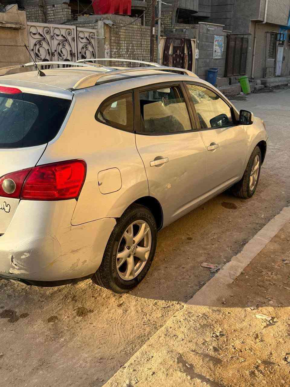 سلام عليكم نيسان روج ٢٠٠٨ وارد ياباني
بيها صبغ احزام للجماليه 
التبريد شغال كير و مكينه انضاف..المكان العبيدي حي الرئاسه شارع ٢٠ 
السعر ٧٥ ورقه وبيها مجال 
رقم الهاتف. ***********
