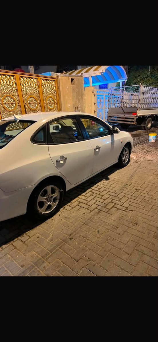 سلام عليكم النتره ادوات كصه جنطه السعر 42 ورقه بيه مجال سياره جاهزه البصره كرمه علي التصال على رقم***********
