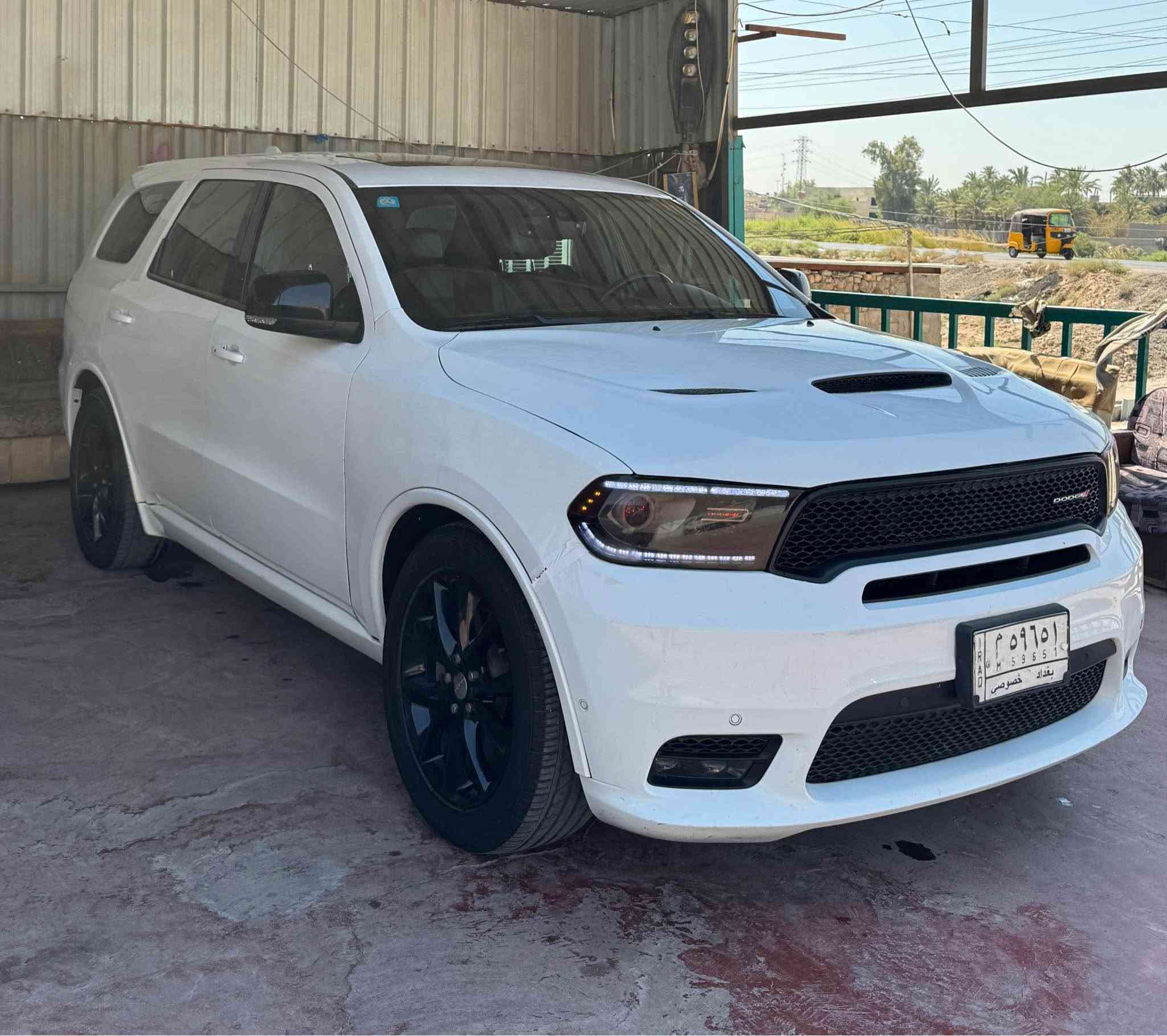 دورنكو ارتي فول مواصفات 
نظيفة جداً بدون ايرباك جاهزة باسمي 
حادث خفيف قطعتين صبغ فقط مكاني بغداد ***********
للبيع او مراوس بكورلا حديث هايبرد واخذ فرق بغداد, العراق
