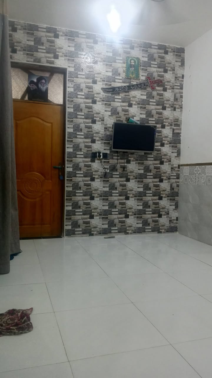 سلام عليكم ورحمه الله وبركاته 🤎

مشتمل للبيع غير مطلوب.   ١٠٠ طولاني

السفحه الثانيه قريب على جسر الشيرازي

يحتوي على اربع قطع

جاهز للسكن 

بظهر الوجه 
للاستفسار اكثر الاتصال على الارقام التاليه

***********

***********
