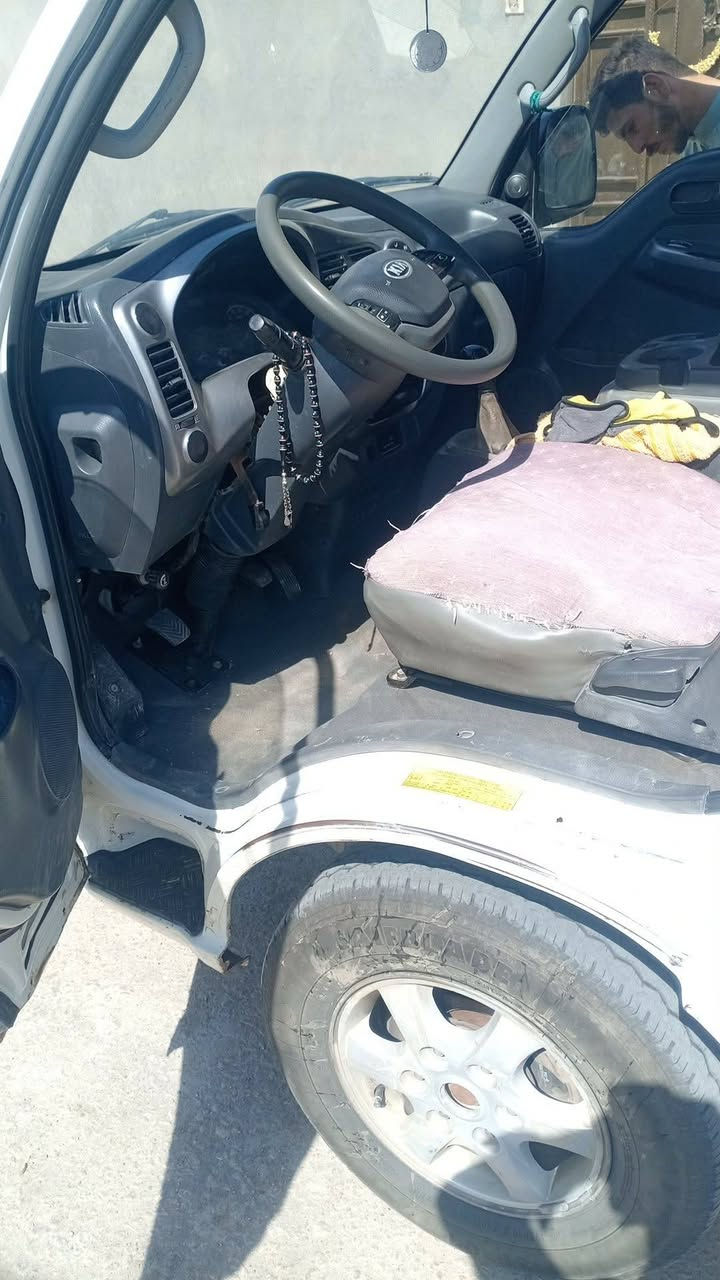 كيه دبل قماره موديل 14 رقم قادسيه سنويه 28 مكفوله كير محرك جاهزه تخم تاير لا ضربه ولا صبغ السعر 120 وبيه مجال سياره جاهزه المكان بابل الشوملي ***********
