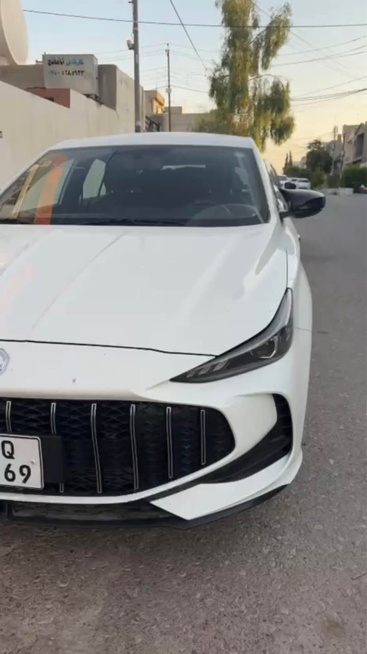 MG GT 2024 
ئم جي جيتي موديل ٢٠٢٤ سفري هةولير لة سفريةوة يةك دةستة بةناوي خومة ٢٢ هزار رويشتية
مواسفاتي ديارةية بةسمة كاميرة حةساس شاشة گةورة سةيارةكة زور زور جوانة يةك دةستة بي سبوخ بي تةزرة بي قةپو قىپ يةك شوختي هةية لة رسمةكة ديارةية بة بني دةرگاوةسة باقي بةشةرت 
رةقةم سةنةوي فةحس هةزة هةمووي نوئ ية 
سةيارةكة مةكينةي ١٥ بي توربو ية مةكينة مةرغوب 
***********
واتس ئةب 
ڤايبةر 
كورةك أربيل, العراق

