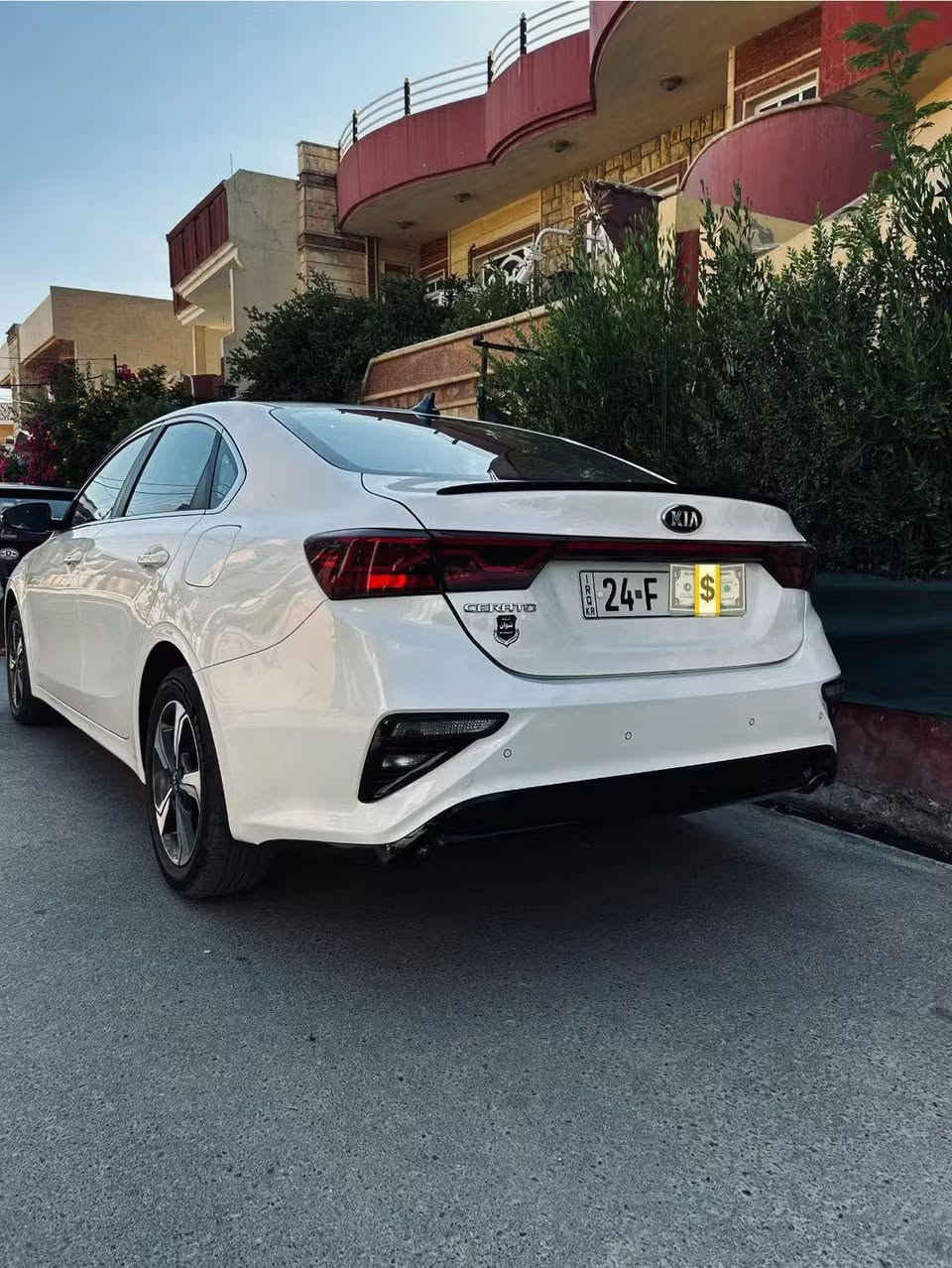 سيراتو ٢٠١٩ • ١٢٥ الف كم • كفالة بدون صبغ