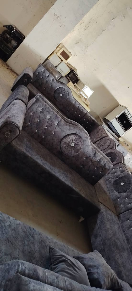ديوانات جديدة  كلمن وسعره مكان هبهب عرب شوكة الشراي يتصل ***********
