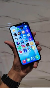 آيفون ١٣ • ١٢٨ • بطارية ٨٤%