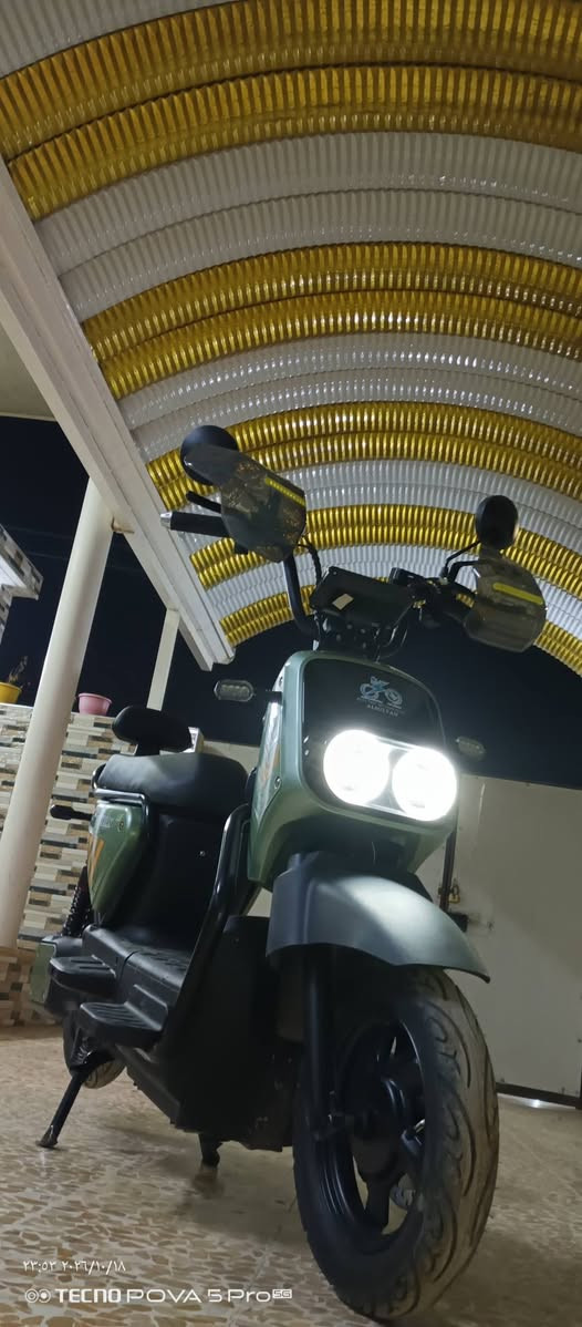 ماطور شحن • ٥ بطاريات • حجم ١٤